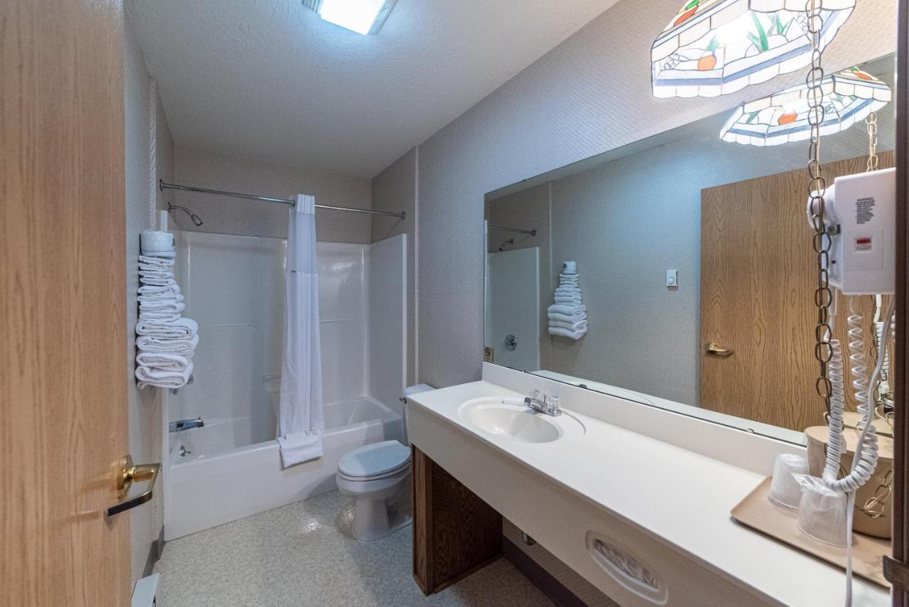 Willabee'S Motel Brimley Bagian luar foto
